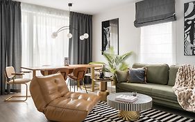Scala Suites With Parking By Lion Apartments